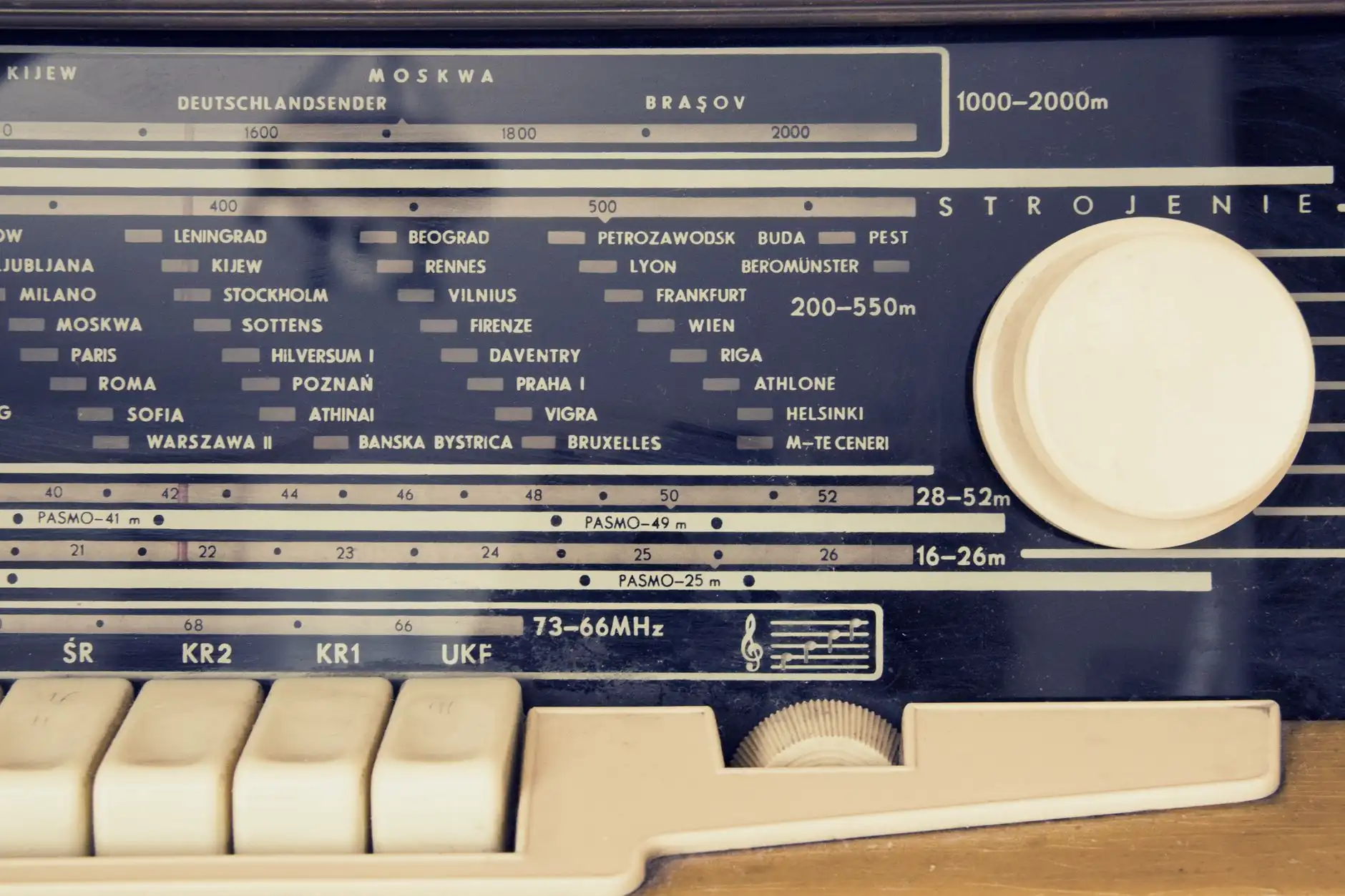 武汉一米八八贸易有限公司电热毯产品线配置规格对比